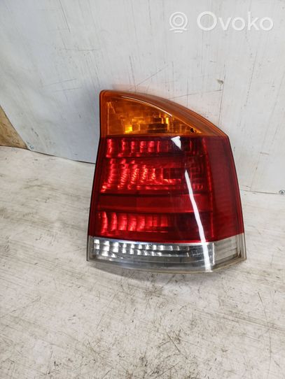 Opel Vectra C Lampa tylna 