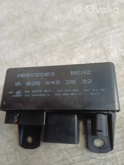 Mercedes-Benz Vaneo W414 Glow plug pre-heat relay 0255452832