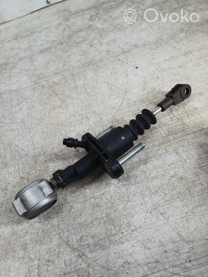 Opel Zafira A Clutch master cylinder 90581565