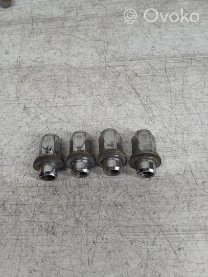 Toyota Corolla Verso E121 Nuts/bolts 