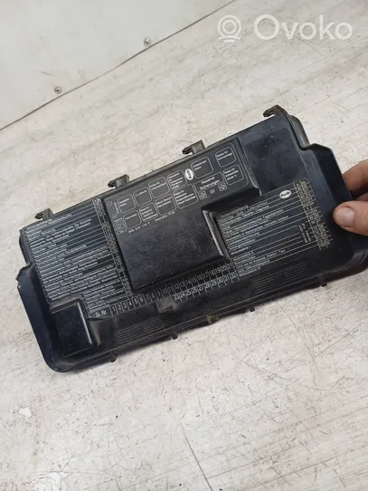 Audi 80 90 S2 B4 Fuse box cover 8A0941801