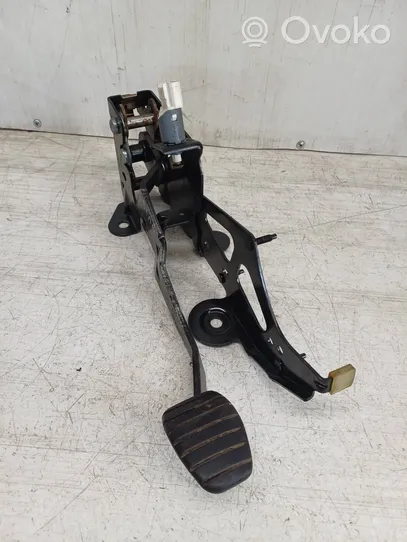 Renault Scenic II -  Grand scenic II Brake pedal 2013223