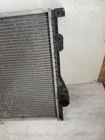 BMW 5 E39 Coolant radiator 