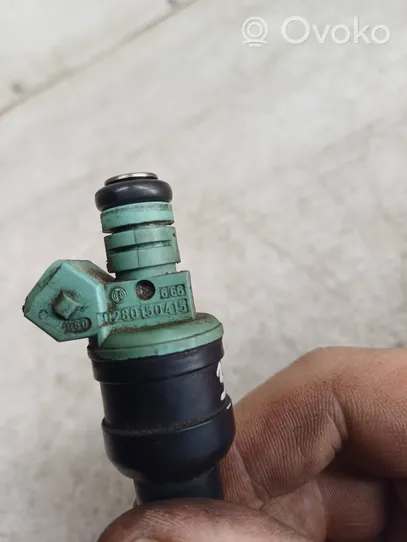 BMW 5 E39 Injecteur de carburant 0280150415