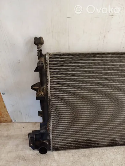 Saab 9-3 Ver2 Radiateur de refroidissement 24418341