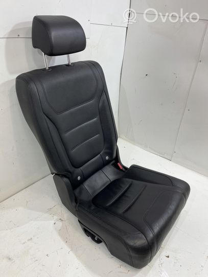 Volkswagen Touareg II Rear seat 7P0 | 000000000000005424