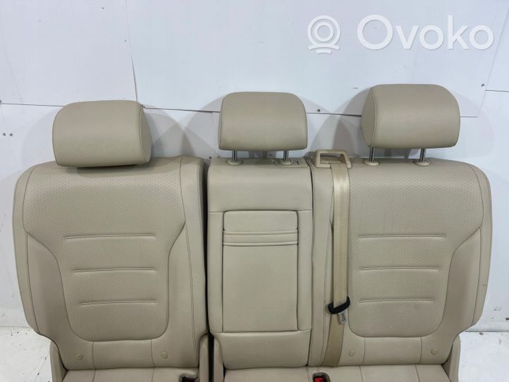 Volkswagen Touareg II Set sedili 7P6 7P0 |0000000000000675