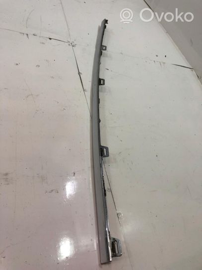 Volkswagen PASSAT CC Rivestimento modanatura del faro posteriore 3C8807443A