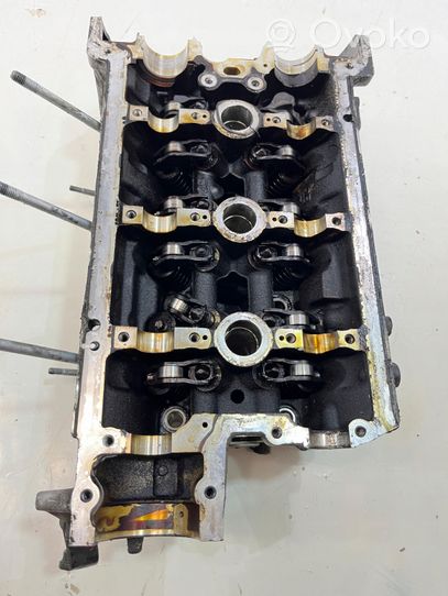 Volkswagen Touareg II Engine head 