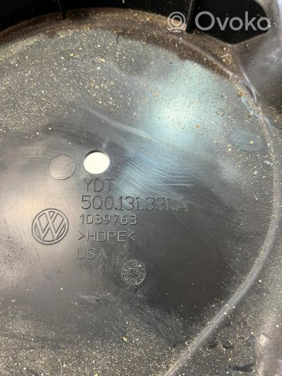 Volkswagen Golf VII Plaque de protection de réservoir de carburant 
