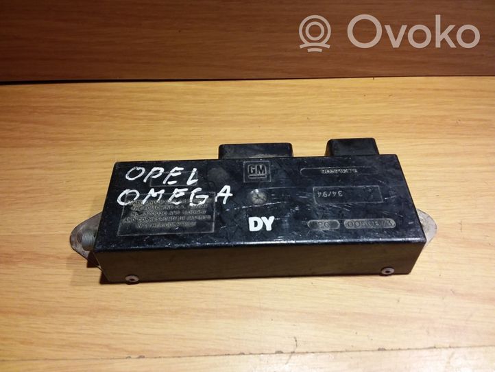 Opel Omega B1 Amplificatore antenna 90379276