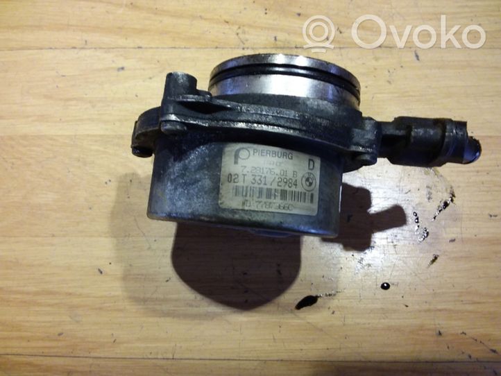 BMW 3 E46 Vacuum pump 72817601B