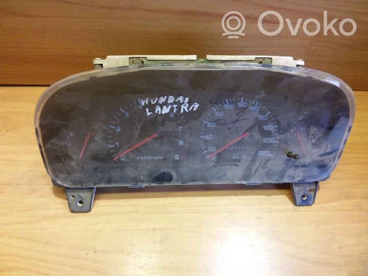 Hyundai Lantra I Compteur de vitesse tableau de bord 78811290