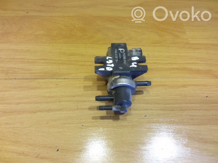 Volkswagen PASSAT B4 Turboahtimen magneettiventtiili 1H0906627