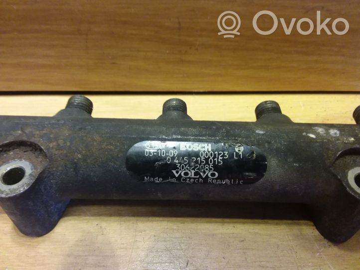 Volvo XC90 Fuel main line pipe 0445215015