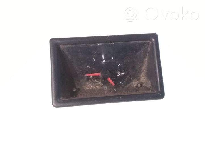 Volvo 440 Horloge 989997