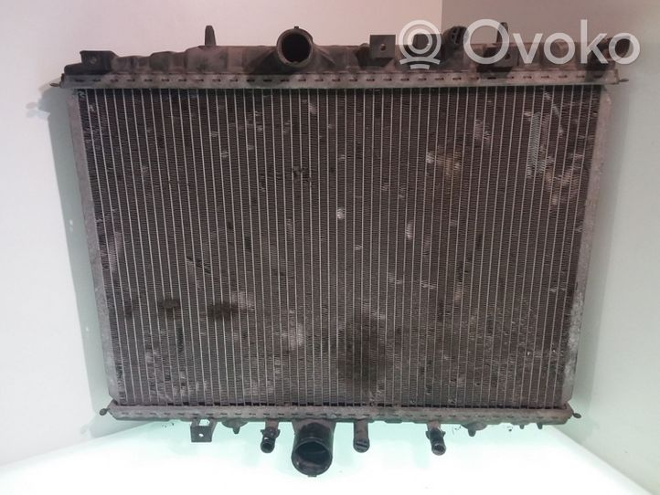 Peugeot 607 Radiateur de refroidissement 