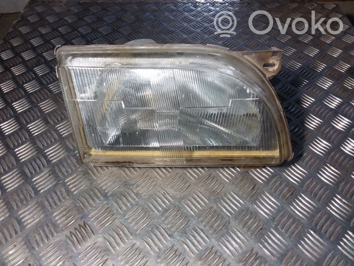 Ford Transit Lampa przednia TYC205211