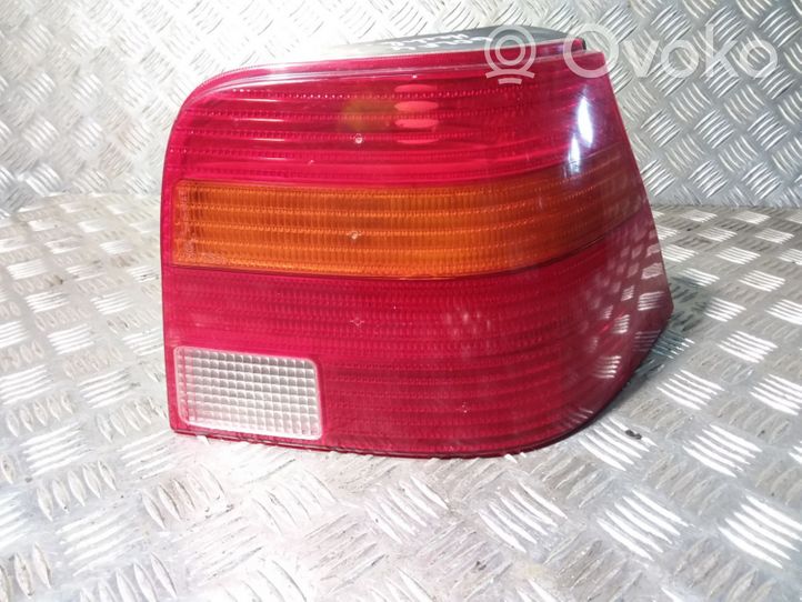 Volkswagen Golf IV Lampa tylna 1J6945096Q