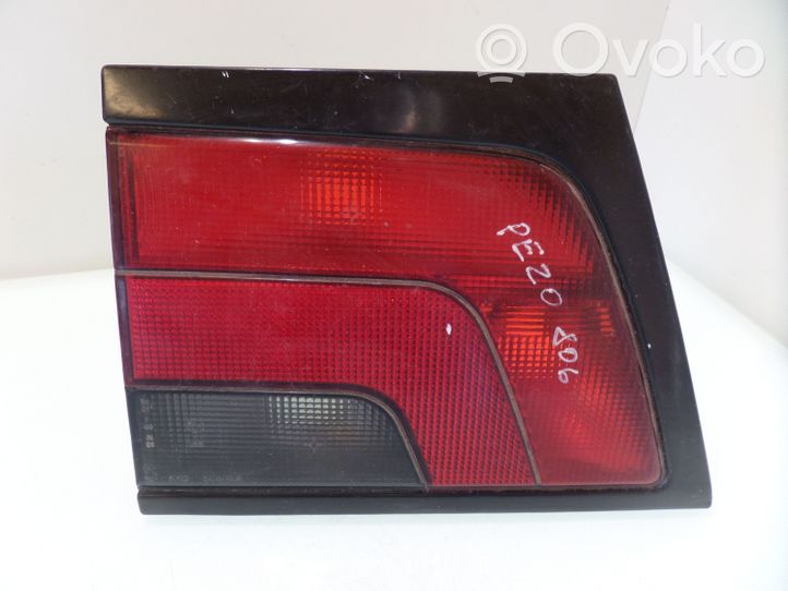 Peugeot 806 Lampa tylna 3017