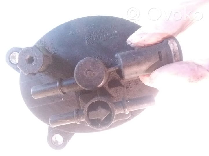 Peugeot 607 Filtre à carburant 9656937180