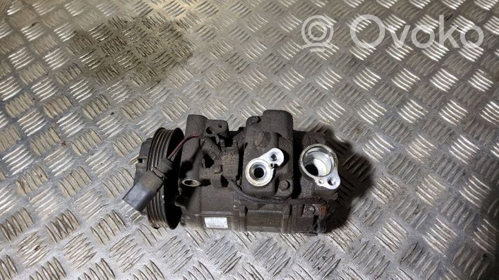 Audi A6 S6 C5 4B Ilmastointilaitteen kompressorin pumppu (A/C) 4B0260805J