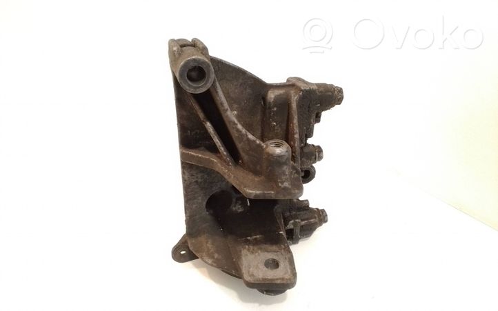 Volkswagen Multivan T5 Engine mounting bracket 070199343B