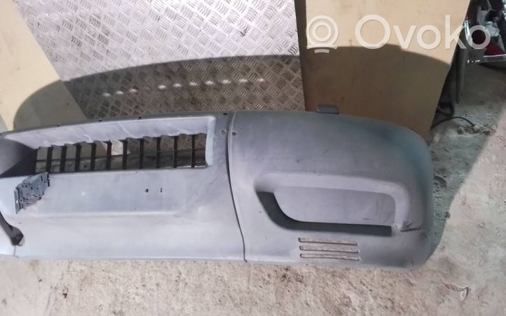 Iveco Daily 30.8 - 9 Front bumper 