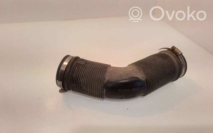 Volkswagen Golf III Tube d'admission d'air 1H0129627T