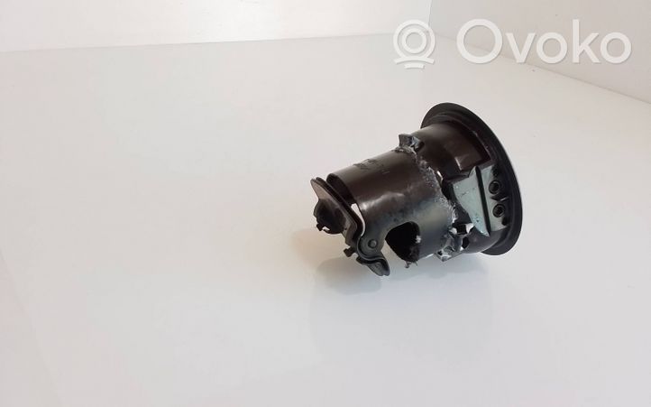 Mazda 2 Griglia di ventilazione centrale cruscotto D374GM731