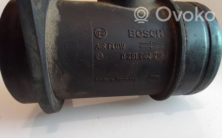 Volkswagen PASSAT B5 Przepływomierz masowy powietrza MAF 0281002216