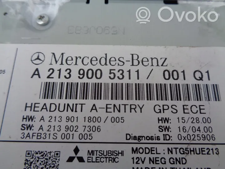 Mercedes-Benz E W213 Radio/CD/DVD/GPS-pääyksikkö A2139005311