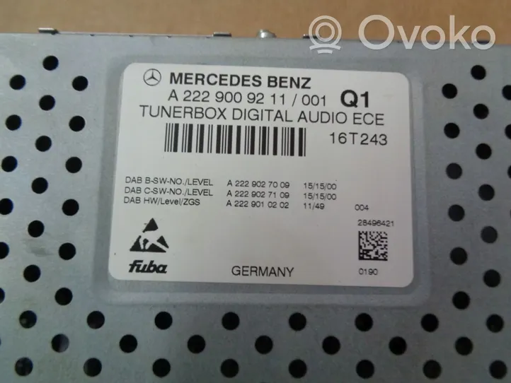 Mercedes-Benz S W222 Panel / Radioodtwarzacz CD/DVD/GPS A2229009211