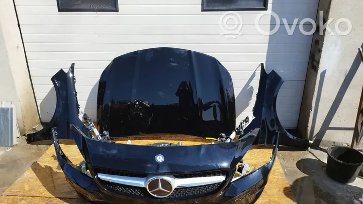 Mercedes-Benz CLA C117 X117 W117 Kit de repuestos delanteros 