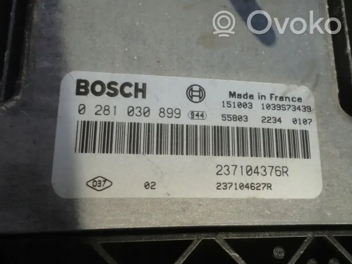 Mercedes-Benz Citan W415 Calculateur moteur ECU 0281030899