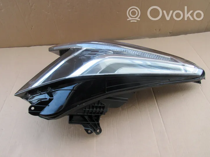 Cadillac XT5 Lampa przednia 23385180