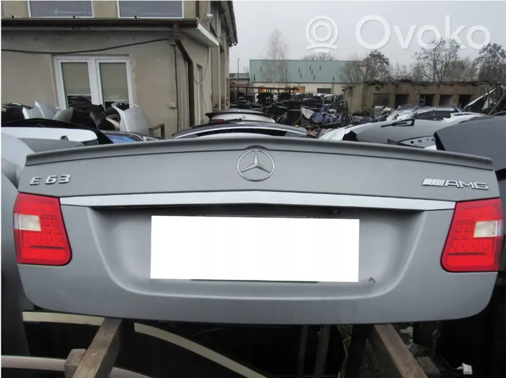 Mercedes-Benz E AMG W212 Klapa tylna / bagażnika 