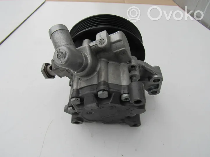 Mercedes-Benz ML AMG W164 Ohjaustehostimen pumppu A0044669301