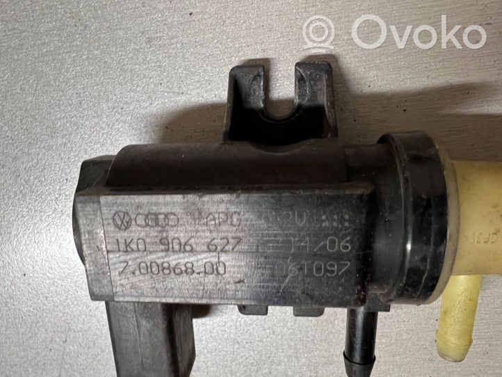 Audi A3 S3 A3 Sportback 8P Valvola di depressione 1K0906627A