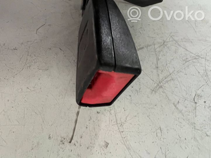 Opel Corsa D Klamra tylnego pasa bezpieczeństwa 735364449