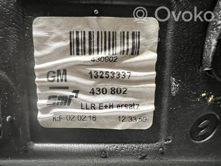 Opel Astra H Elektryczne lusterko boczne drzwi 13253337