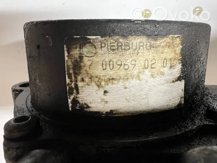 Opel Meriva A Vacuum pump 7009690201