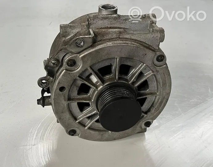 Mercedes-Benz C W203 Alternator A0001502550