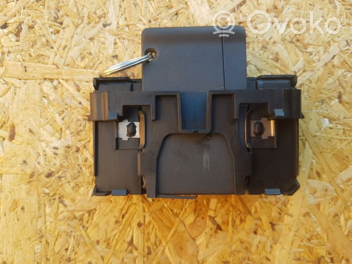 Renault Megane II Ignition key card reader 8200125077