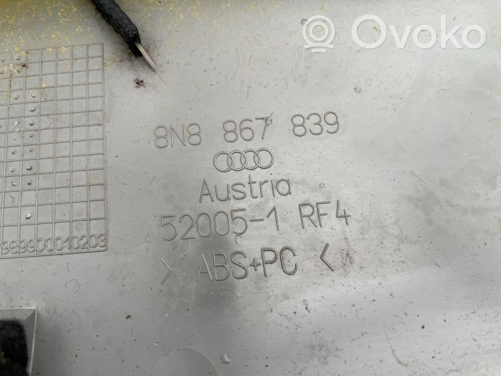 Audi TT Mk1 Apdaila bagažinės dangčio (komplektas) 8N8867839