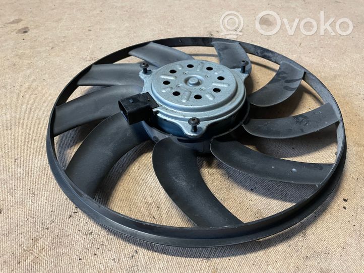 Audi A5 8T 8F Convogliatore ventilatore raffreddamento del radiatore M134986