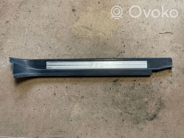 Audi TT Mk1 Copertura del rivestimento del sottoporta anteriore 8N0855492C