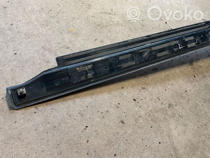 Audi TT Mk1 Front sill trim cover 8N0855492C