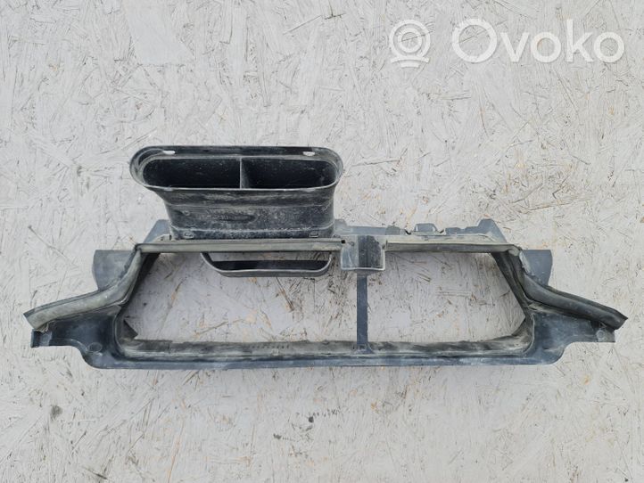 Volvo V70 Intercooler air guide/duct channel 9190725