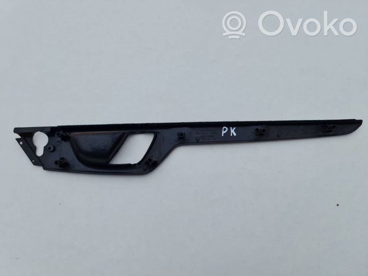 Volvo V70 Front door card panel trim 8643498